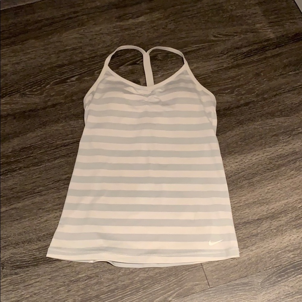 NIKE DRI FIT TOP